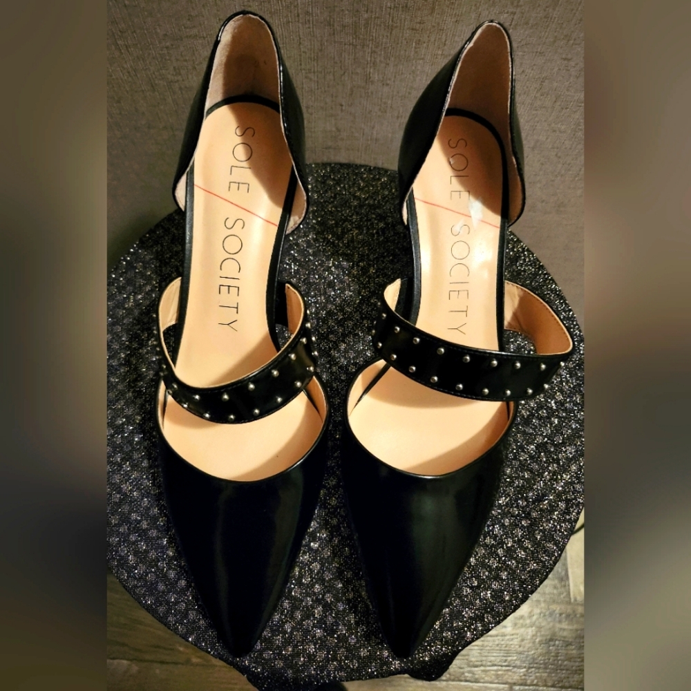 Sole Society black studded heels Size 8 EUC